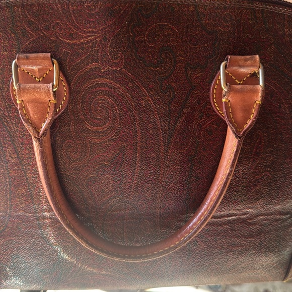Etro Elegant Brown Leather Handbag - Picture 13 of 16